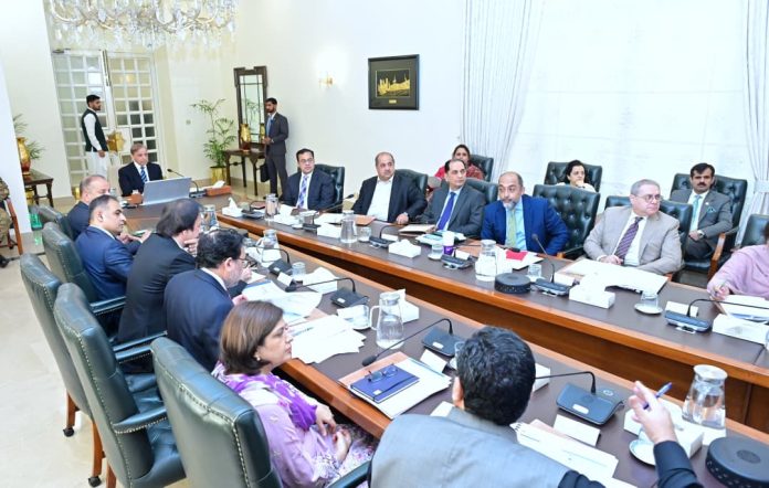 PM Shehbaz for promotion of cottage SMEs to achieve industrial growth