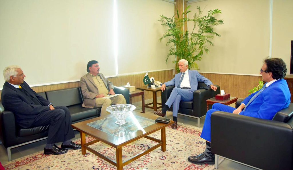 Federal Minister for BOI Meets Honorary Consul General of Lithuania; Emphasizes Export-Led Growth and Investment Facilitation