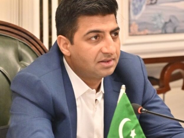 Commissioner inspects hospital, stresses quality care