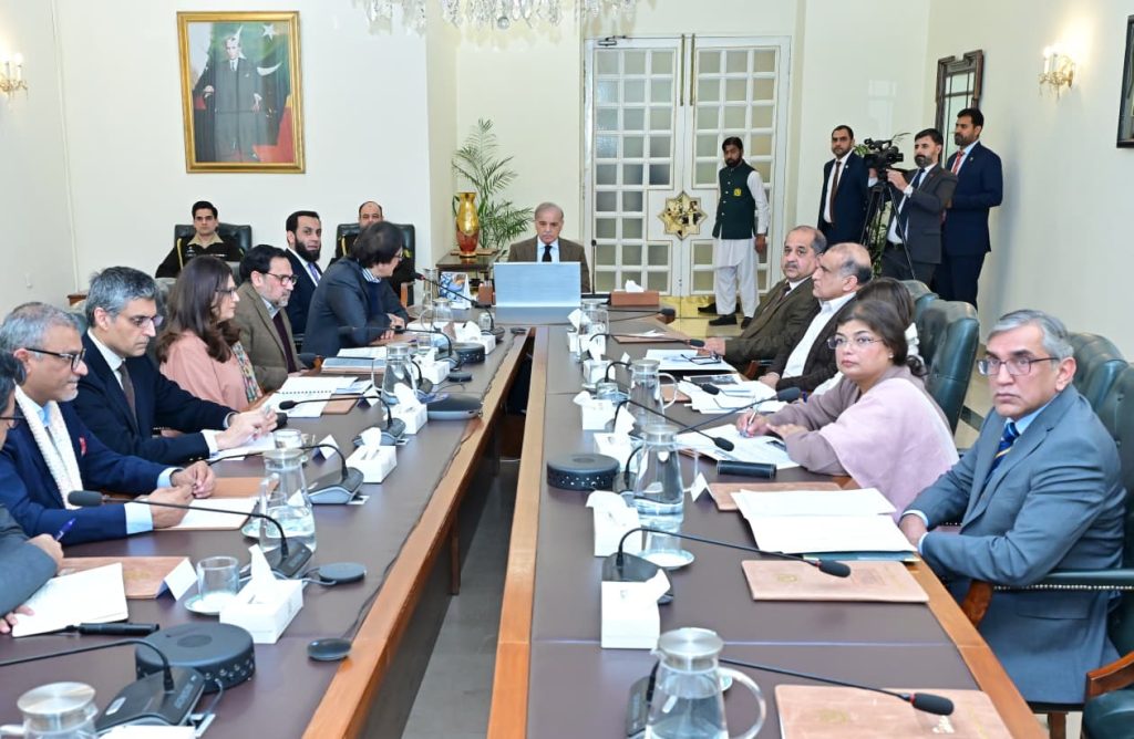 PM directs for expediting measures to provide loans to SMEs on easy terms