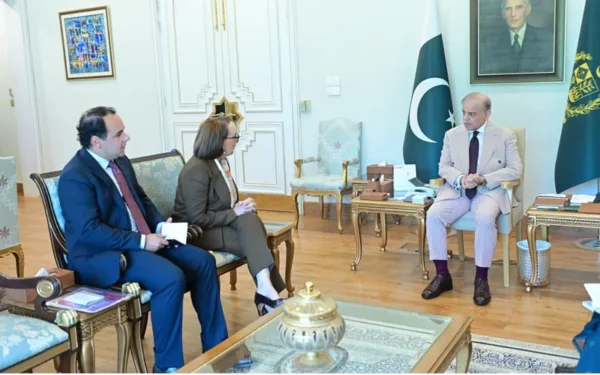 Macky Sall Meets PM Shehbaz Sharif to Discuss UN Leadership