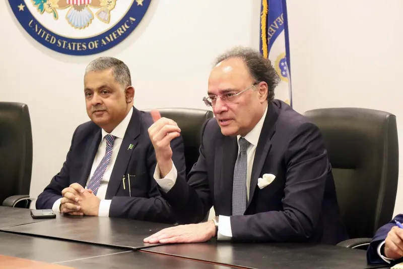 Finance Minister Aurangzeb Discusses Priority Investment Projects With US DFC (Image 1)