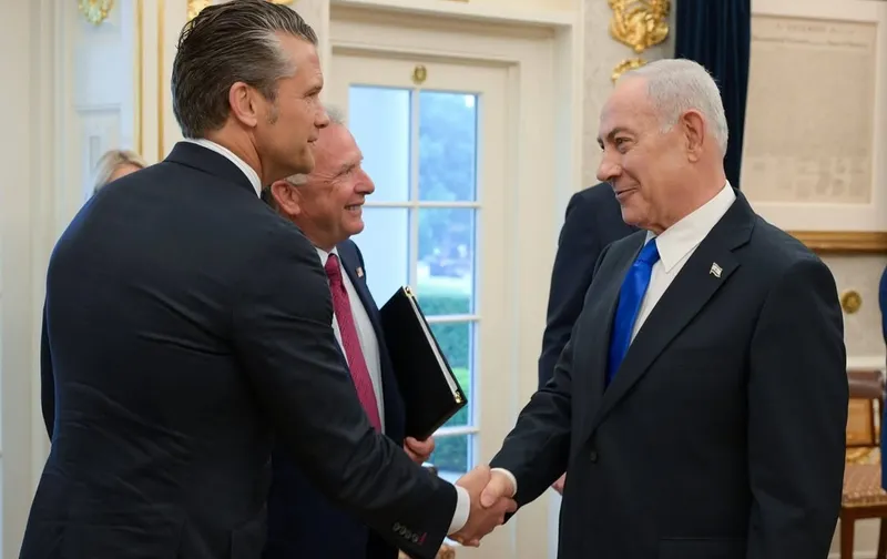Donald Trump and Benjamin Netanyahu Discuss Iran and Middle East (Image 3)