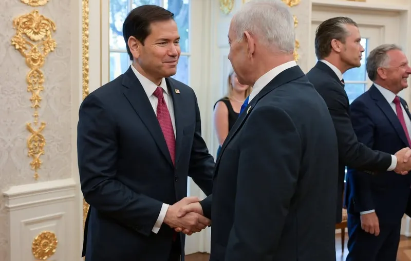 Donald Trump and Benjamin Netanyahu Discuss Iran and Middle East (Image 1)
