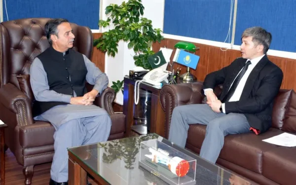 Kazakh Ambassador and Maritime Minister Discuss Enhancing Trade Via Ports