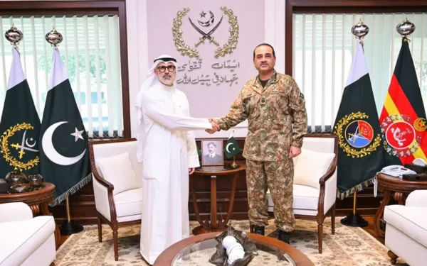 Kuwaiti Foreign Minister Holds Strategic Security Discussions at Pakistan GHQ