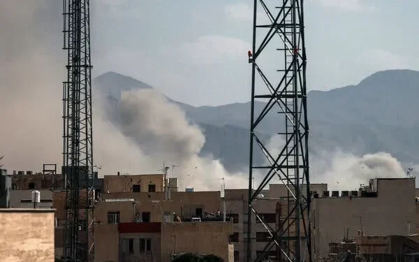 US Forces Launch New Strikes Against Targets Across Southern Iran