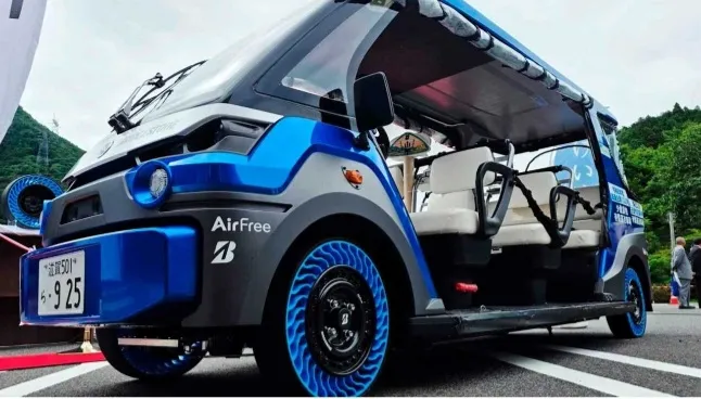 Bridgestone Launches Revolutionary AirFree Airless Tires in Japan (Image 3)