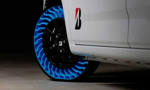 Bridgestone Launches Revolutionary AirFree Airless Tires in Japan (Image 2)