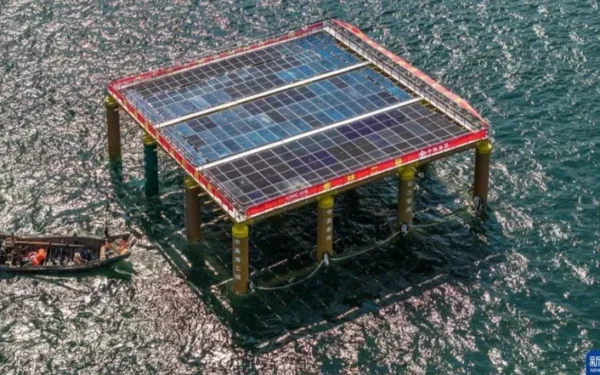 China Builds World's First Bamboo-Based Offshore Solar Platform (Image 1)