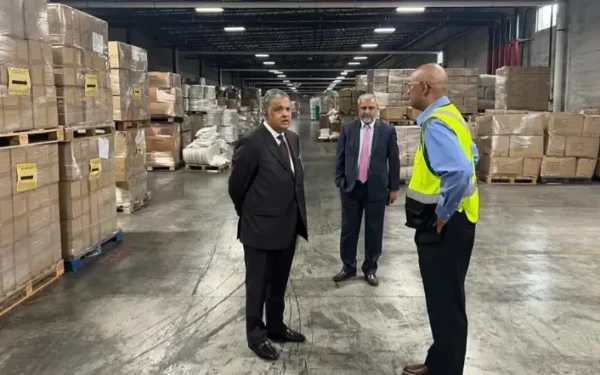 Pakistan Envoy Visits Calderon Textiles to Boost Pakistan-U