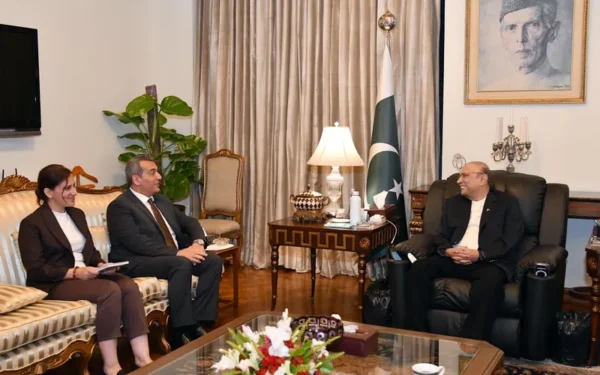 Azerbaijan Ambassador Khazar Farhadov Bids Farewell to President Asif Ali Zardari (Image 1)