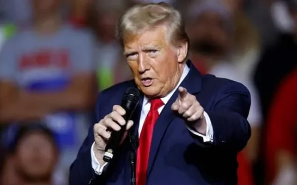 Iran’s Inflation Has Soared, Government Has No Money to Pay Salaries, Trump Says