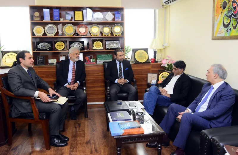 Finance Advisor Khurram Schehzad Discusses Economic Reforms with PBC Leadership (Image 2)