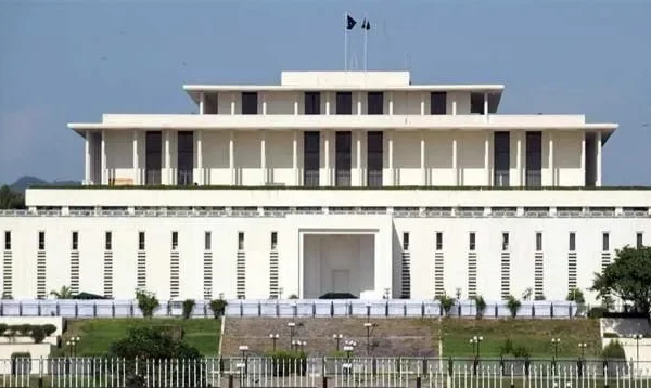 President Approves Military, Civil Awards and 100-Day Remission for Prisoners