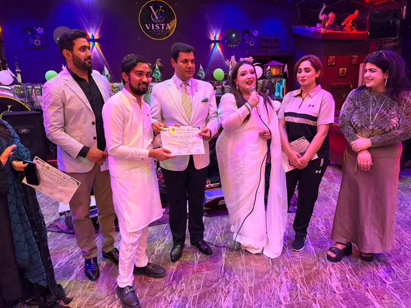 Vista Cafe Hosts Qawali and Dinner to Celebrate Pakistan’s Independence Day (Image 6)