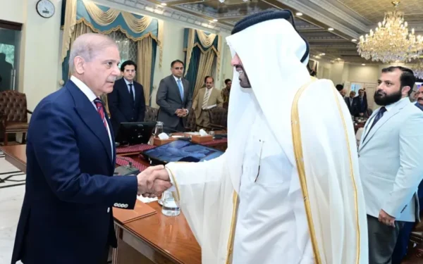 Prime Minister Shehbaz Sharif Discusses Bilateral Investment With Qatari Delegation (Image 1)
