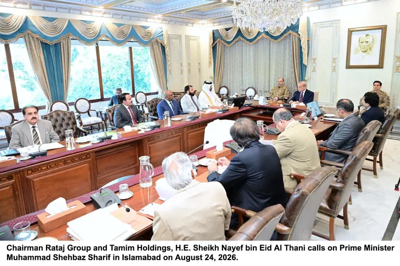 Prime Minister Shehbaz Sharif Discusses Bilateral Investment With Qatari Delegation (Image 4)