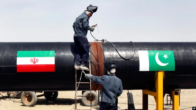 PM Sharif Forms Committee to Resolve Iran-Pakistan Gas Pipeline Impasse