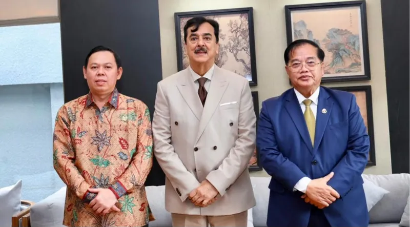Senate Chairman Syed Yousaf Raza Gilani Champions Global Peace at ISC (Image 1)