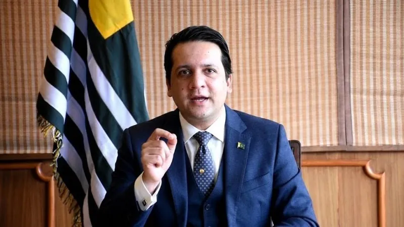 Barrister Iftikhar Gilani elected 17th Prime Minister of Azad Jammu & Kashmir