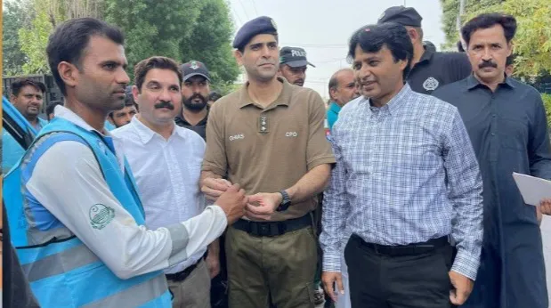 CPO Gujranwala Visits WASA Head Office, Orders Immediate Registration of Cases Against Defaulters (Image 1)