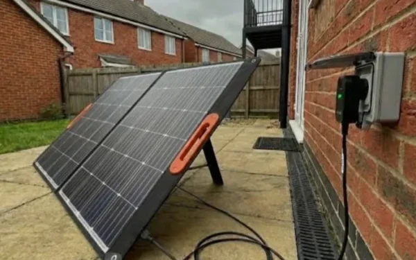 Pluggable Balcony Solar Panels Offer a New Revolution for Apartments: The