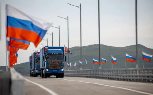 Russia and North Korea Begin Traffic on First Permanent Road Bridge (Image 1)