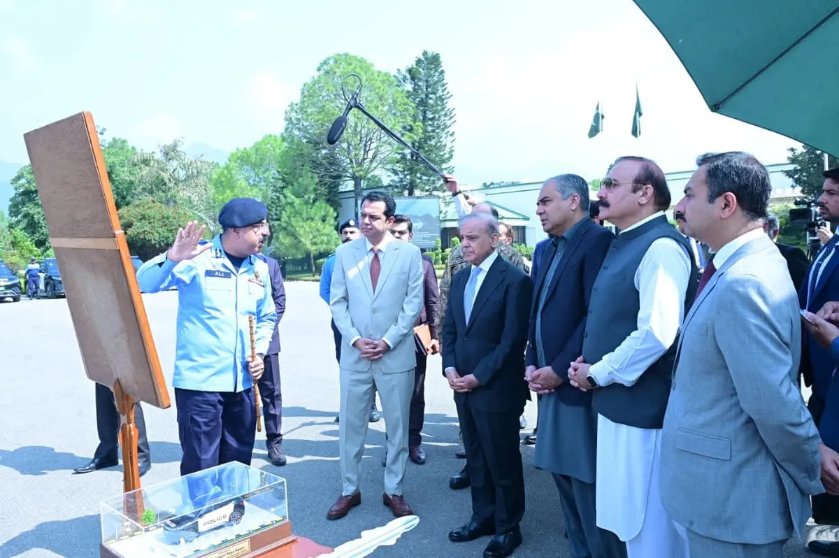 PM directs measures to further strengthen modern policing system (Image 3)