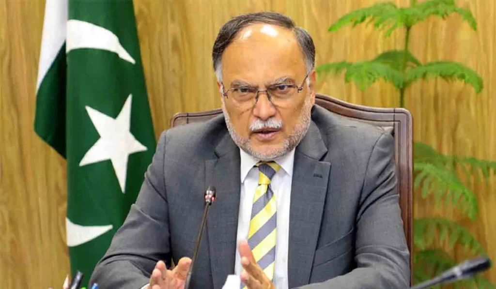 Ahsan Iqbal Proposes 27-Member Assembly for Islamabad, 15 New Provinces