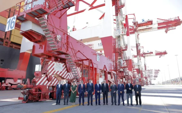 Hutchison Ports BEST Expands Operational Capacity with New Quay Cranes (Image 1)