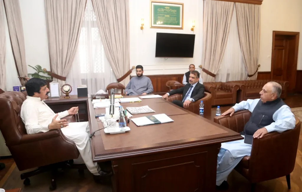 Governor Punjab Engages LCCI President on Industrial Growth and Challenges (Image 1)