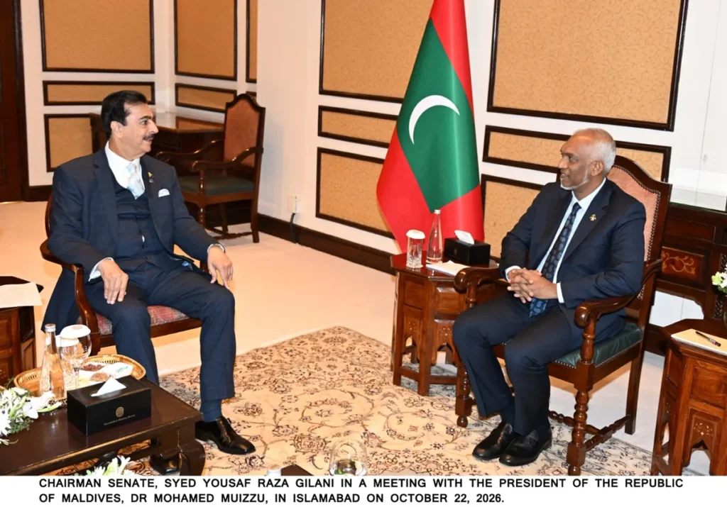 Senate Chairman Syed Yousuf Raza Gilani and Maldivian President Dr Mohamed Muizzu shake hands during discussions to strengthen Pakistan Maldives ties.