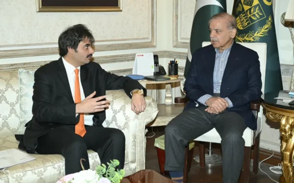 Prime Minister Shehbaz Sharif discussing export based industries with Lahore Chamber of Commerce and Industry officials in Lahore.