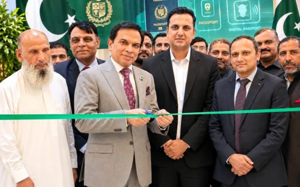 Pakistan’s Ambassador Inaugurates E-Passport System in Kuwait, Pakistani Community Welcomes Initiative