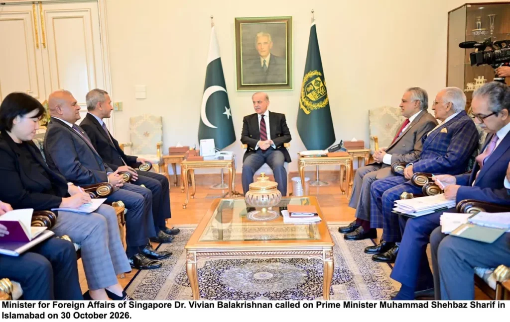 Prime Minister Shehbaz Sharif meets Singaporean Foreign Minister Dr. Vivian Balakrishnan to discuss bilateral ties with Singapore. (Image 1)