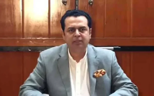 Minister of State for Interior Talal Chaudhry addressing a press conference regarding the illegal road occupation issue.