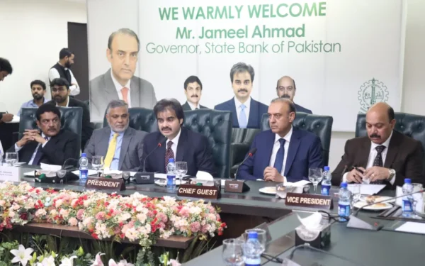 SBP Governor Jameel Ahmad addresses the Lahore Chamber of Commerce, discussing the significant increase in SME financing. (Image 1)