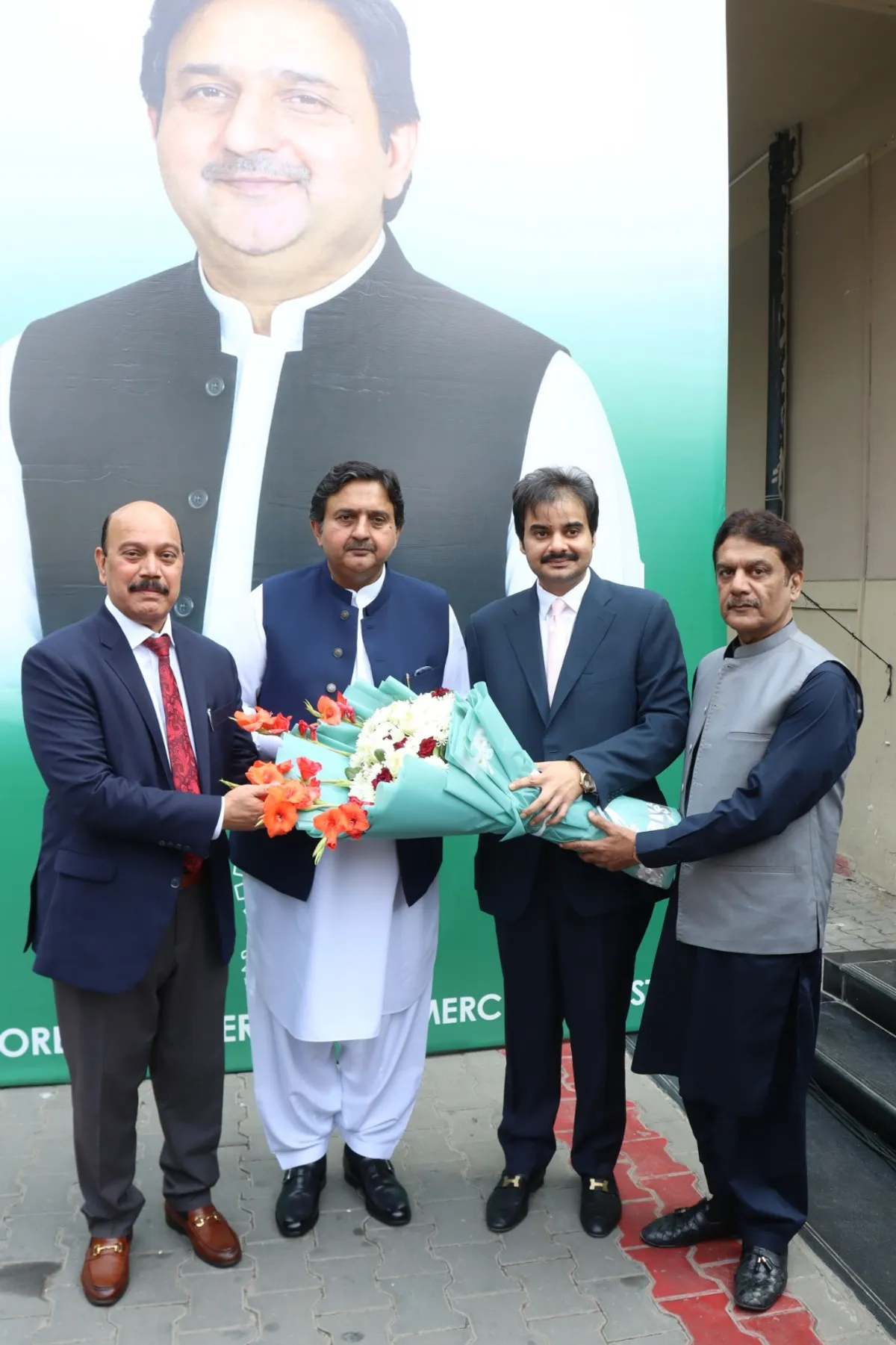Punjab Assembly Speaker Malik Muhammad Ahmad Khan speaking at the Lahore Chamber of Commerce and Industry. (Image 2)